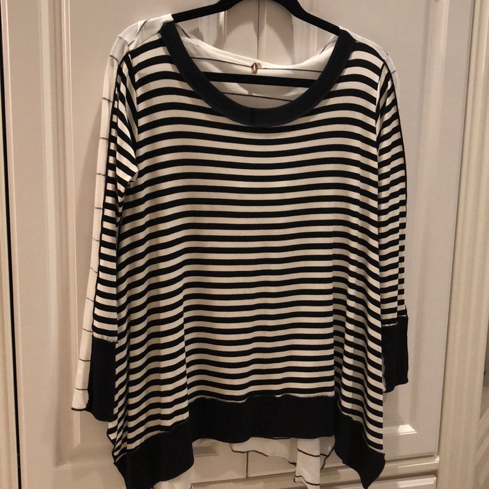 pete made in america varied black & white striped swing top with unique sleeves